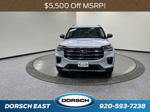 New 2026 Ford Explorer Active w/ Active Comfort Package image 2