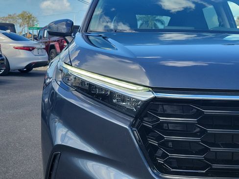 Used 2023 Honda CR-V EX-L image 7