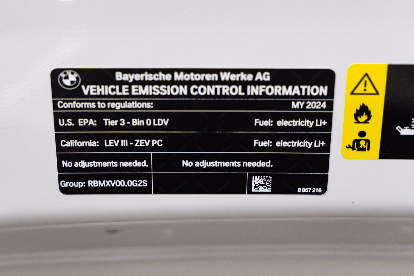 Certified 2024 BMW i4 eDrive35 w/ Premium Package RWD image 33