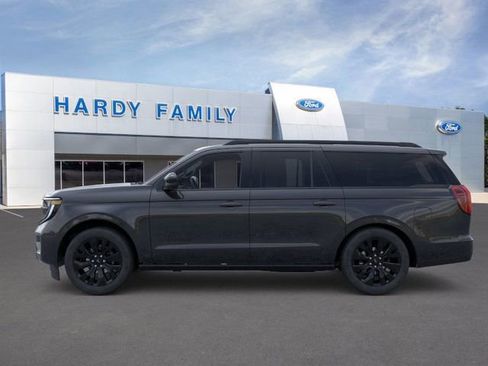 New 2025 Ford Expedition Max Platinum w/ Stealth Appearance Package image 3