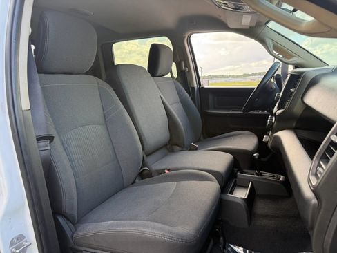Used 2019 RAM 3500 Tradesman AWD/4WD image 21