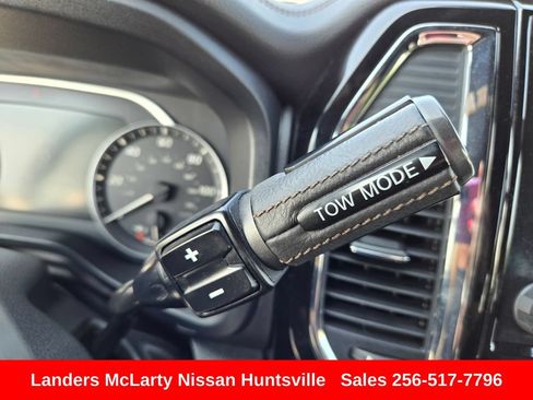 Used 2023 Nissan Titan Platinum Reserve w/ Moonroof Package AWD/4WD image 28