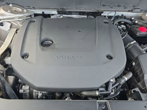 Certified 2023 Volvo XC90 B6 Plus w/ Protection Package Premier image 37