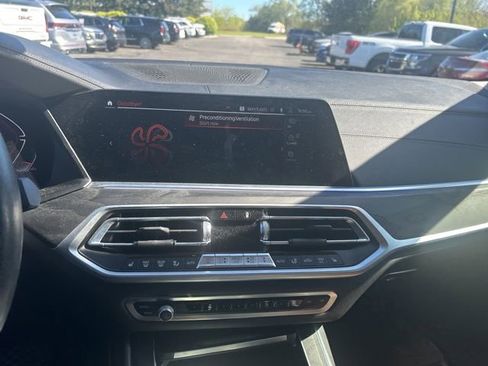 Used 2022 BMW X7 xDrive40i w/ Executive Package AWD/4WD image 10