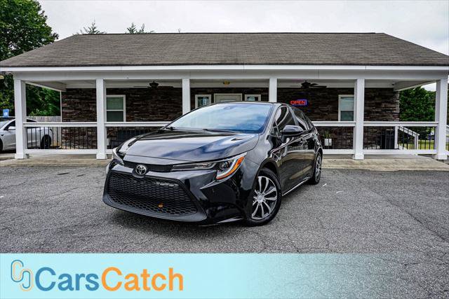 Used 2021 Toyota Corolla LE FWD image 1
