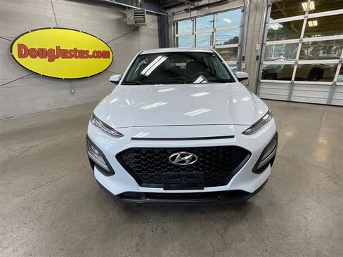 Used 2021 Hyundai Kona SE AWD/4WD image 8