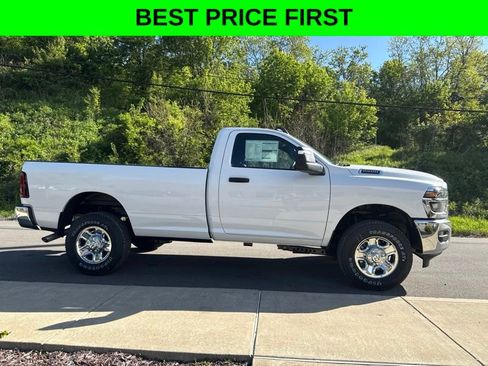 New 2026 RAM 2500 Tradesman w/ Chrome Appearance Group AWD/4WD image 8