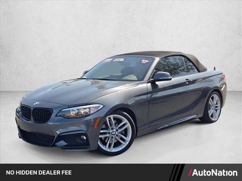 Used 2017 BMW 230i Convertible RWD image 1