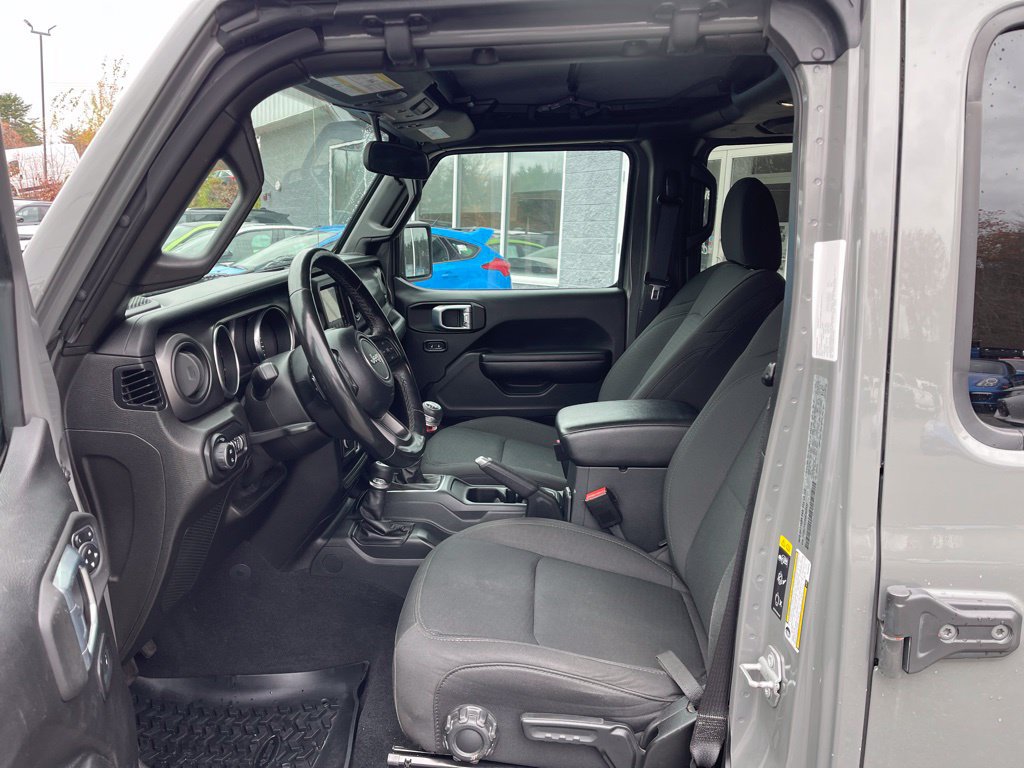 Used 2021 Jeep Gladiator Sport AWD/4WD image 14