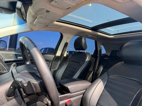 Used 2019 Ford Edge SEL w/ Equipment Group 201A AWD/4WD image 27