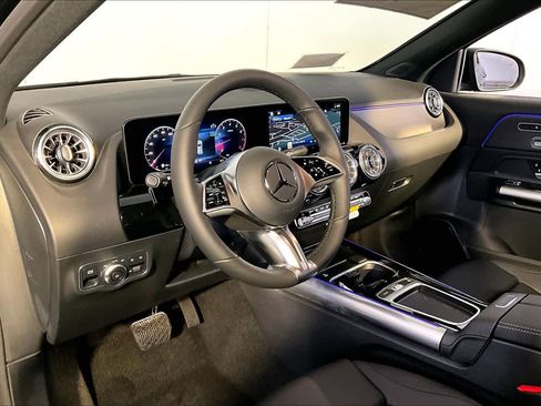 New 2026 Mercedes-Benz GLA 250 4MATIC image 9