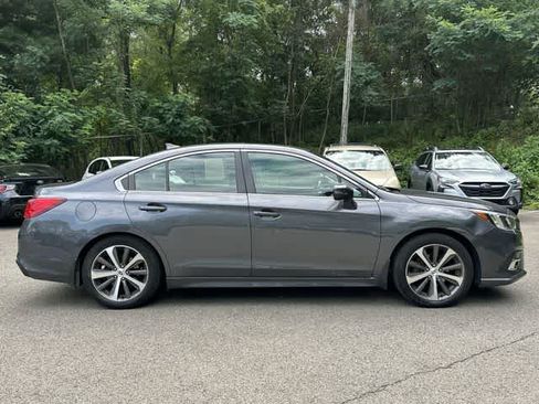 Used 2018 Subaru Legacy 2.5i Limited w/ Popular Package #2A AWD/4WD image 3