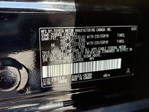 Used 2025 Toyota RAV4 Limited FWD image 27