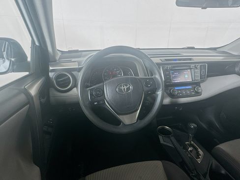 Used 2014 Toyota RAV4 XLE AWD/4WD image 17