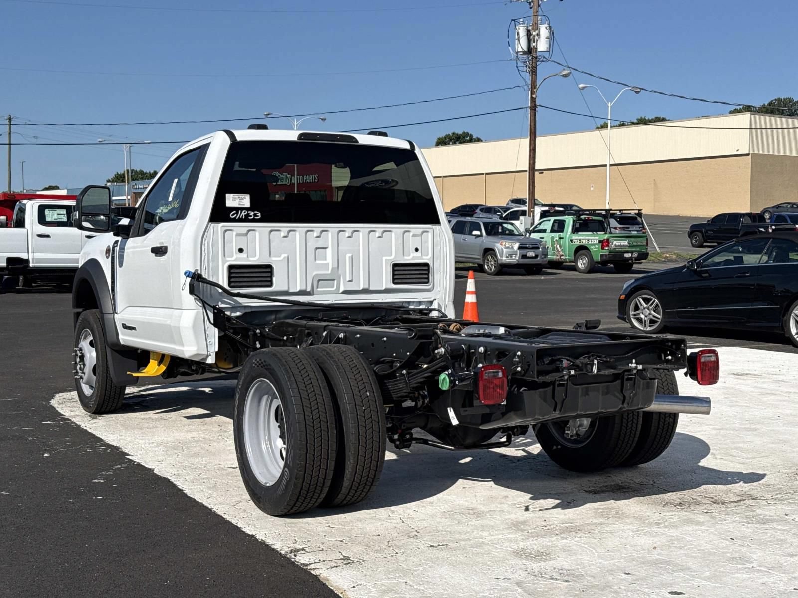 New 2026 Ford F550 4x4 Regular Cab Super Duty w/ XLT Value Package image 5