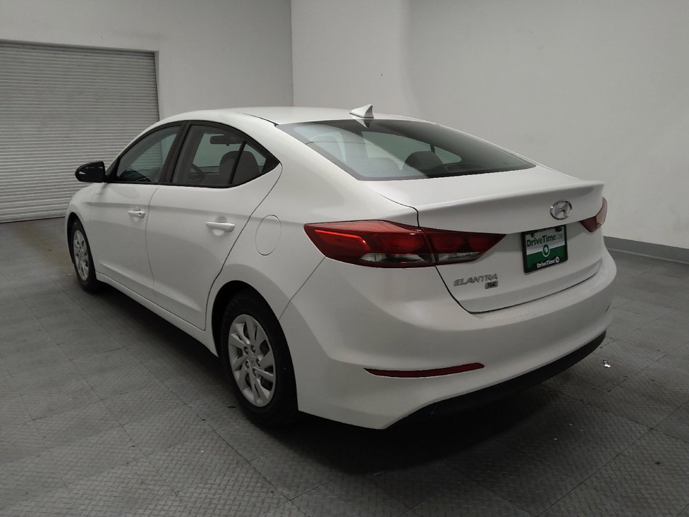 Used 2017 Hyundai Elantra SE FWD image 5