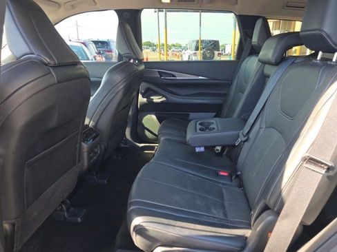 Certified 2023 INFINITI QX60 Luxe w/ Cargo Package FWD image 9