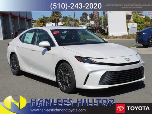 New 2026 Toyota Camry XLE FWD image 5