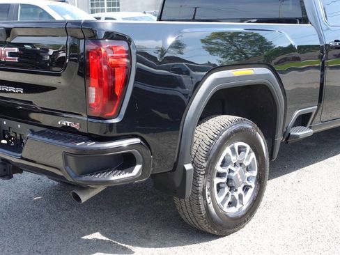 Used 2023 GMC Sierra 2500 AT4 w/ Gooseneck/5TH Wheel Package image 10