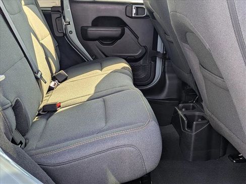 Used 2024 Jeep Wrangler Sport S image 18