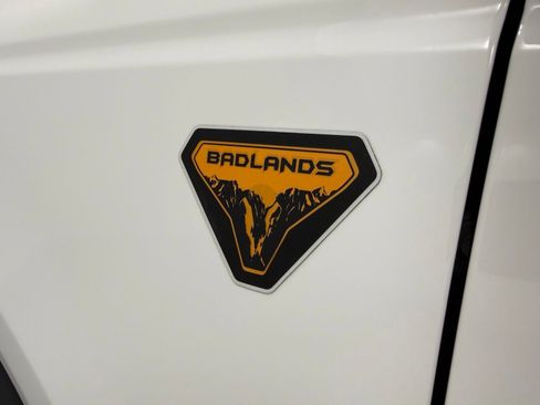 Used 2023 Ford Bronco 4-Door AWD/4WD image 10