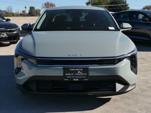 New 2026 Kia K4 LXS image 6