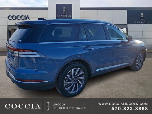 Certified 2025 Lincoln Aviator Premiere image 4