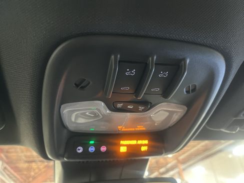 New 2026 Chevrolet Colorado ZR2 w/ Technology Package AWD/4WD image 24
