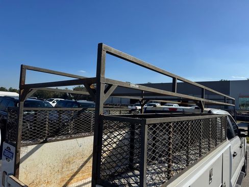 Used 2023 Ford F250 XL image 22