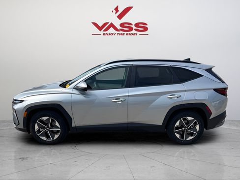 Used 2026 Hyundai Tucson SEL FWD image 2