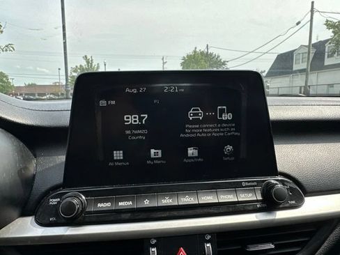 Used 2021 Kia Forte LXS FWD image 10