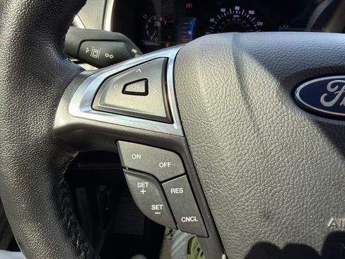 Used 2021 Ford Edge SEL w/ Convenience Package FWD image 29