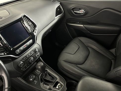 Used 2021 Jeep Cherokee Limited w/ Elite Package image 36