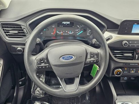 Used 2022 Ford Escape S AWD/4WD image 19