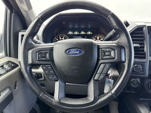 Used 2018 Ford F150 XLT w/ Equipment Group 302A Luxury AWD/4WD image 13