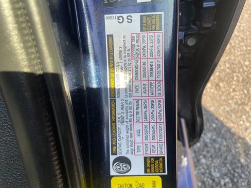 Used 2020 Toyota Corolla LE FWD image 31