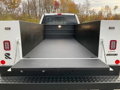 New 2026 Ford F350 XL w/ XL Chrome Package AWD/4WD image 29