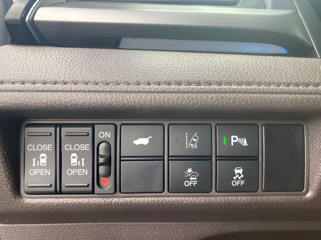 Used 2019 Honda Odyssey Elite image 22