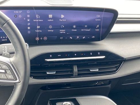 Certified 2026 Buick Enclave Preferred AWD/4WD image 10