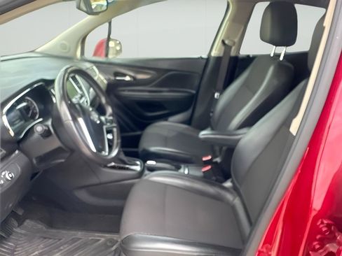 Used 2020 Buick Encore Preferred FWD image 28