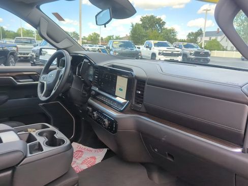 Certified 2026 Chevrolet Silverado 1500 RST w/ RST Select Package AWD/4WD image 15