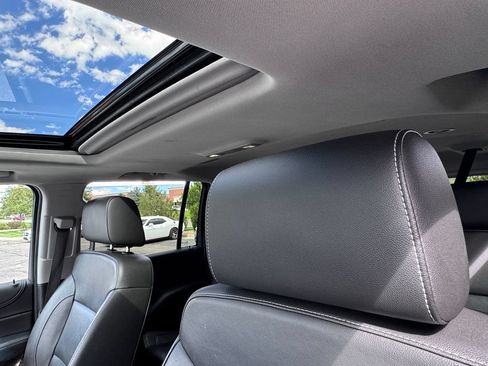 Used 2019 Chevrolet Suburban LT AWD/4WD image 23