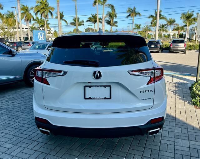 New 2026 Acura RDX SH-AWD image 5