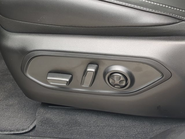 New 2027 Jeep Grand Cherokee Limited RWD image 22