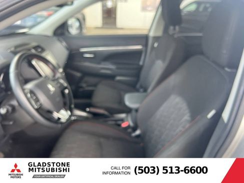 Used 2025 Mitsubishi Outlander Sport ES AWD/4WD image 9