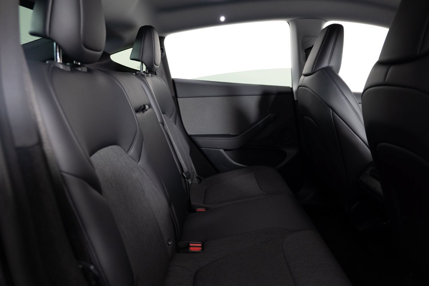 Used 2026 Tesla Model Y AWD image 23