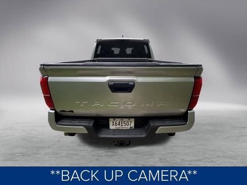 Used 2024 Toyota Tacoma TRD Off-Road image 5