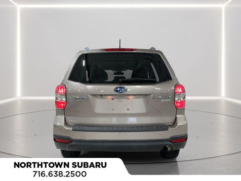 Used 2015 Subaru Forester 2.5i Premium w/ All-Weather Package AWD/4WD image 4