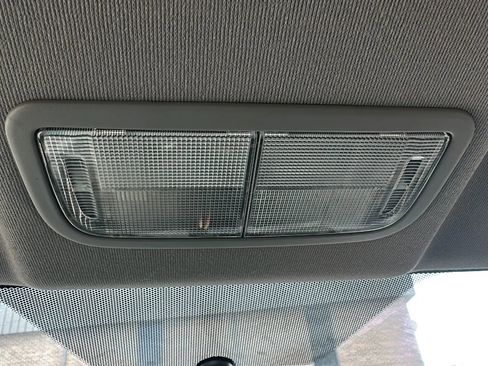 Used 2010 Honda Insight EX image 36
