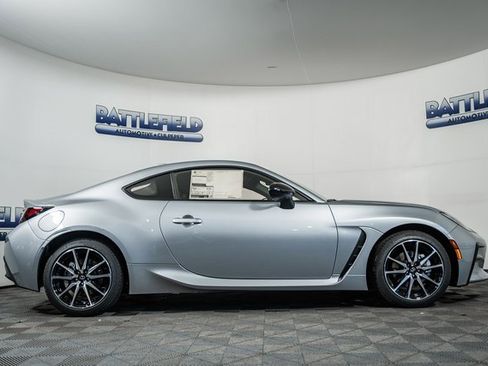 New 2025 Toyota GR86 w/ ALL Weather Mat Package (TMS) image 12